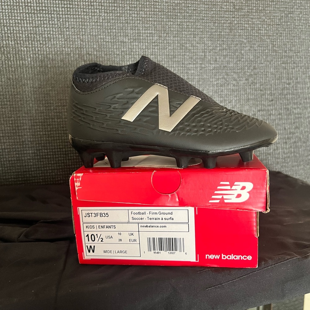 New Balance Kids Black Football or Soccer Sneakers